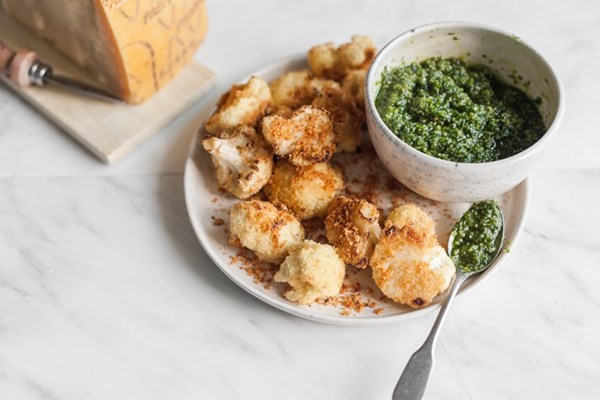 Grana Padano cauliflower florets with parsley dip