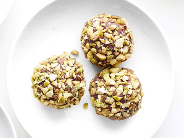 Grand Marnier chocolate truffles with pistachios