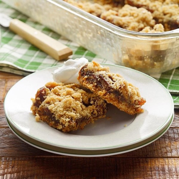 Grandma's oatmeal date bars
