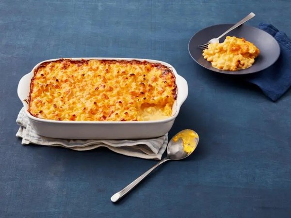 Grandma’s old-fashioned baked mac and cheese