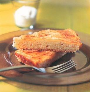 Grandmother's apple cake