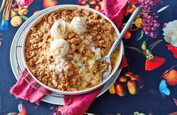 Granny Smith and cinnamon crumble