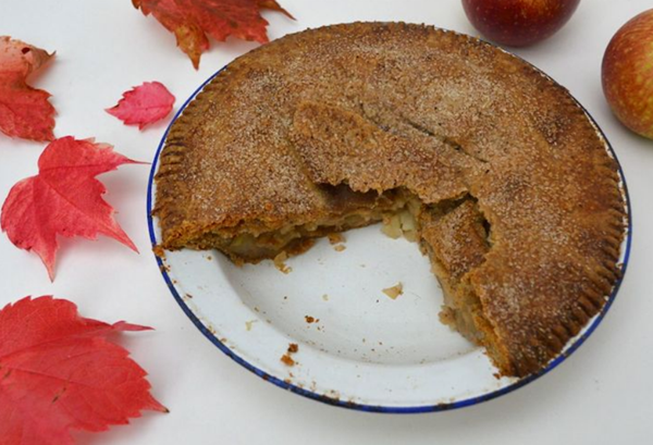 Granny's apple pie with wholemeal spelt