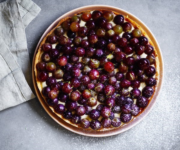 Grape & rapadura tart
