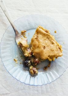 Grape custard pie