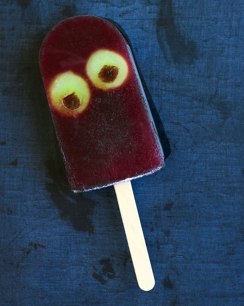 Grape-lemonade ghost ice pops