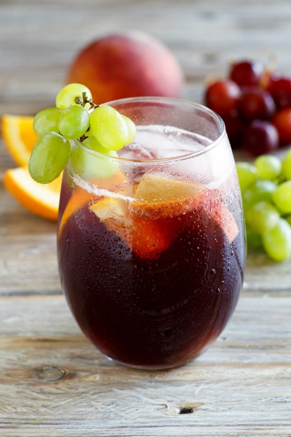 Grape sangria