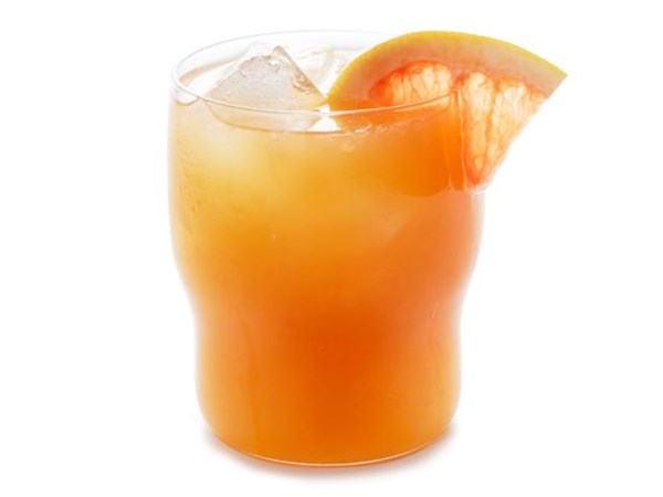 Grapefruit beer cocktail 