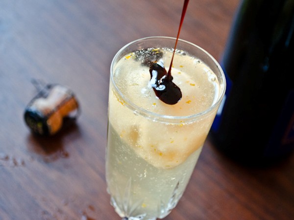 Grapefruit champagne float