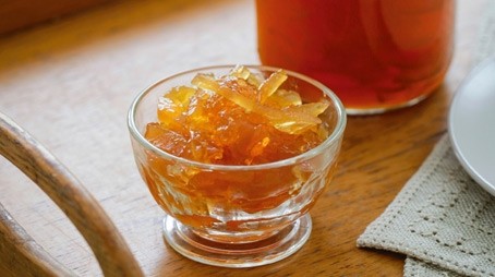 Grapefruit marmalade: pink, ruby or yellow