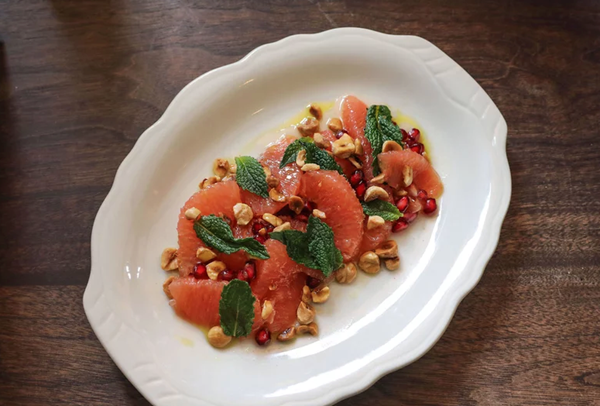 Grapefruit-pomegranate salad
