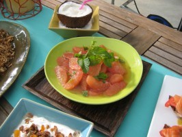 Grapefruit salad with honey-mint dressing