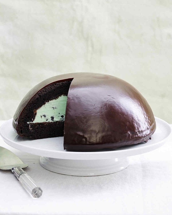 Grasshopper dome ice cream cake