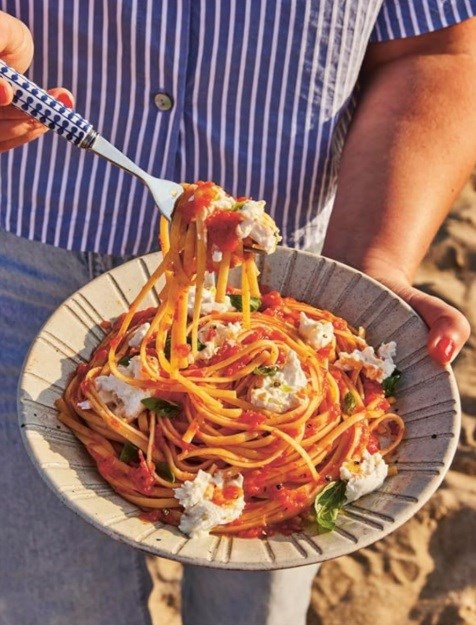 Grated tomato linguine