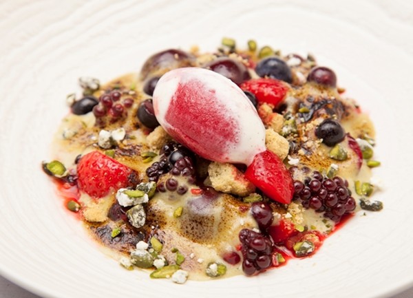 Gratin de fruits rouges with pistachio