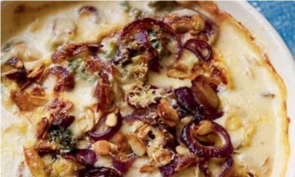 Gratin of kale and almonds