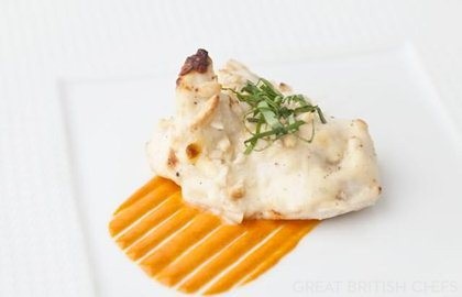 Gratinated pine nut-basil chicken with saffron mayo