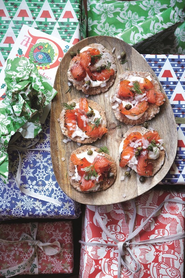 Gravlax on rye crispbread