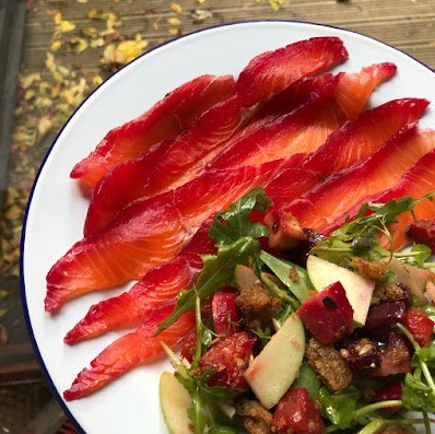 Gravlax with beetroot, black pepper and dill