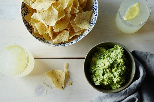 "Greek-amole" guacamole