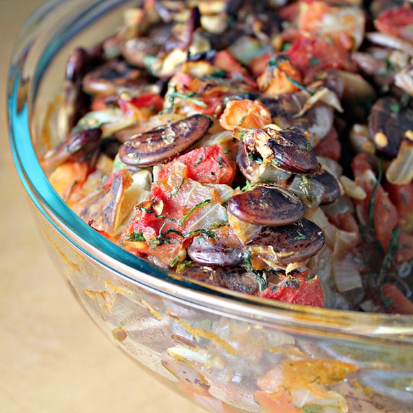 Greek baked beans (Gigantes plaki)