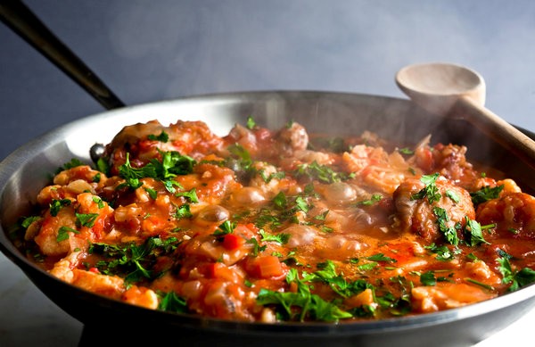 Greek chicken stew with cauliflower and olives