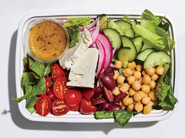 Greek chickpea salad
