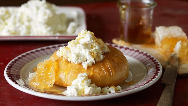 Greek fried dough with cheese and honey (Lalangia)