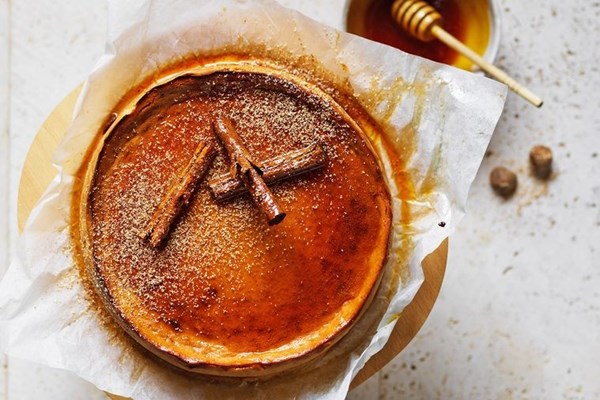 Greek honey and cinnamon cheesecake (Melopita)