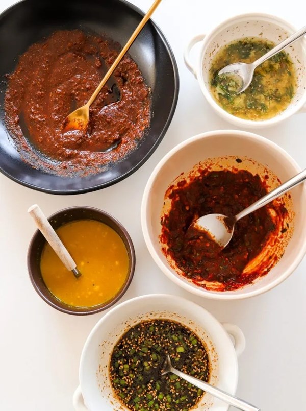 Greek lemon & herb marinade [for salmon]
