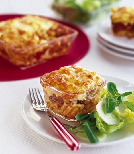 Greek pasta bake (Pastitsio)