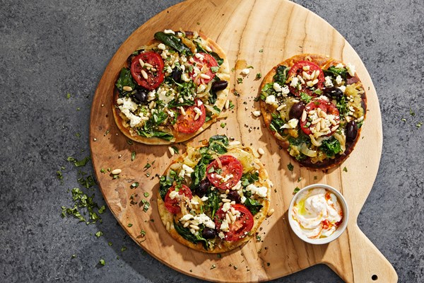 Greek pita pizzas