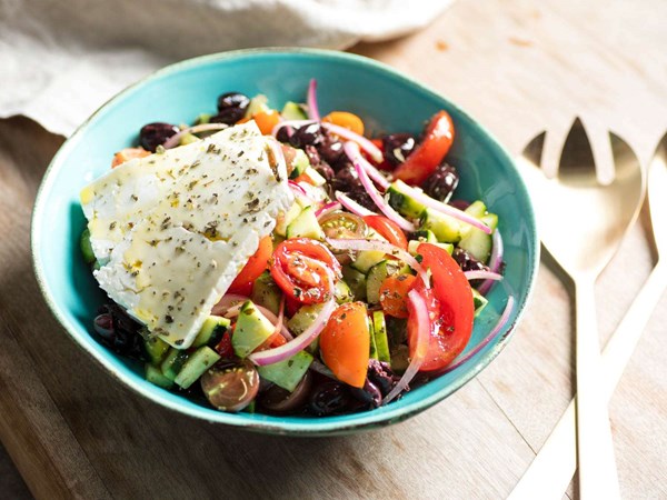 Greek salad (Horiatiki)