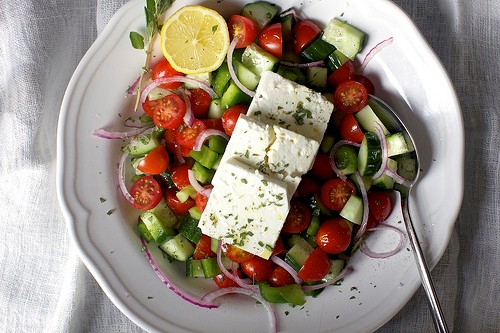 Greek salad with lemon and oregano