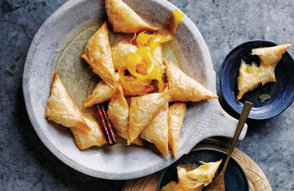 Greek semolina custard pastry (Galaktoboureko)