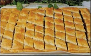 Greek spinach & leek pie in filo pastry (Spanakopita)