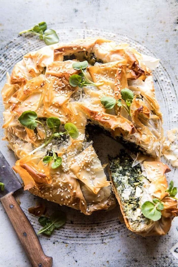 Greek spinach and feta pie (Spanakopita)