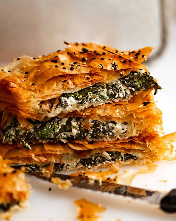 Greek spinach pie (Spanakopita)