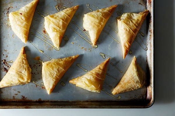 Greek style cheese pies (Tyropita)