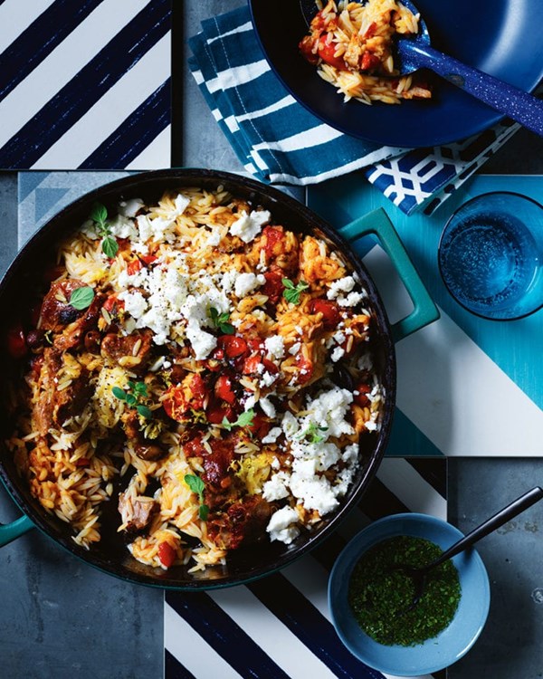 Greek-style lamb and pasta bake