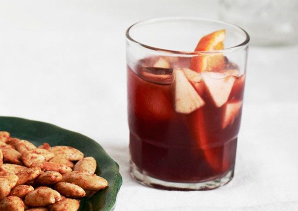 Green apple sangria