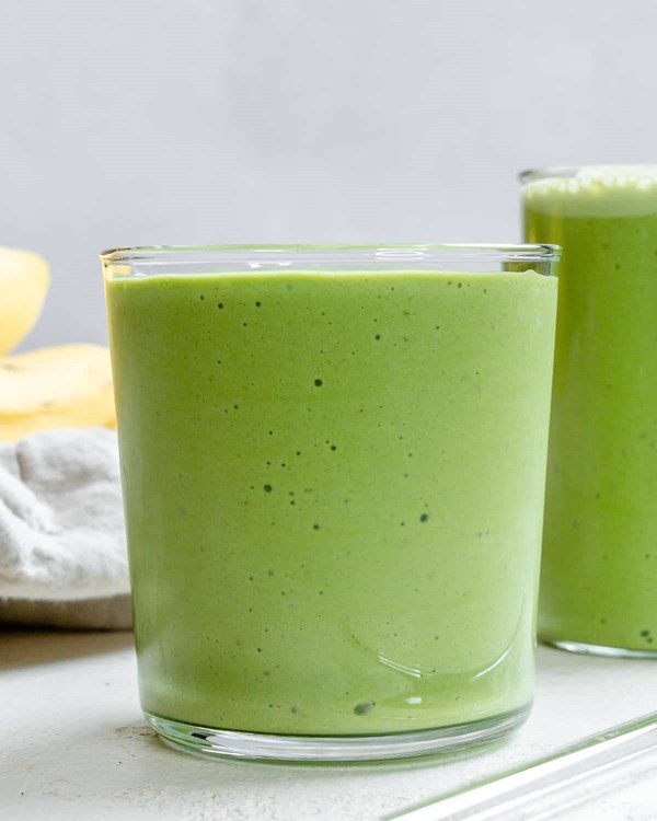 Green banana smoothie