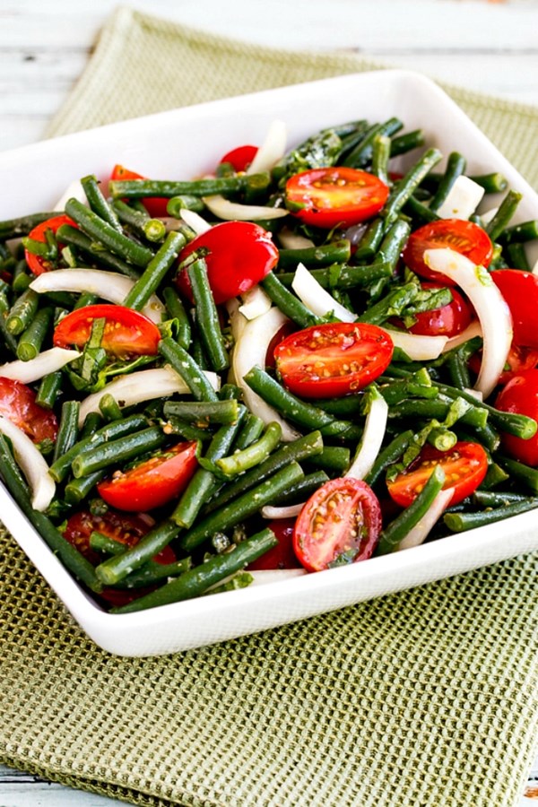 Green bean and tomato salad