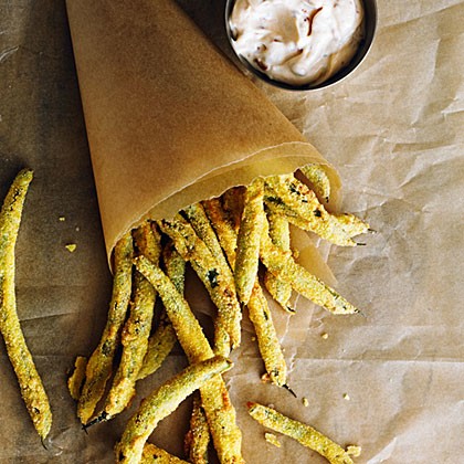 Green bean fries with spicy mayo