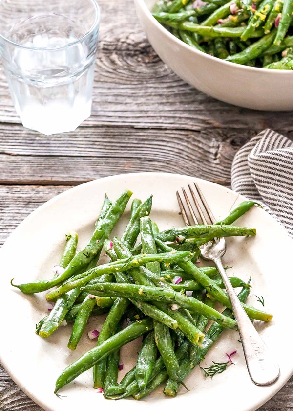 Green bean salad with lemon and dill 