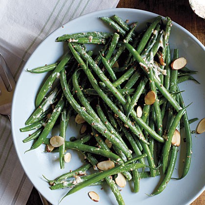Green bean salad with mustard crema