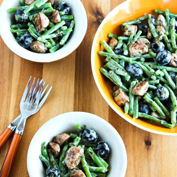 Green bean salad with sausage and olives [basil vinaigrette]