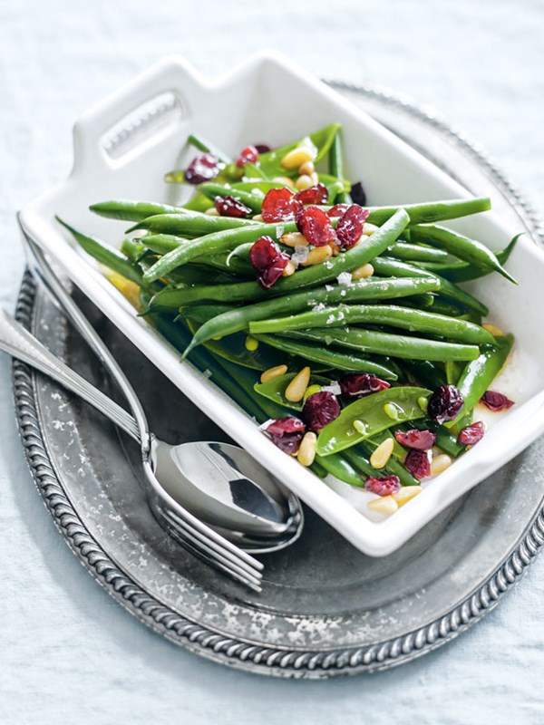 Green bean, sugar snap pea and cranberry salad