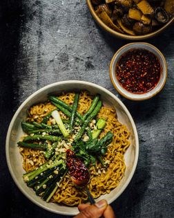Green beans & cucumber noodles