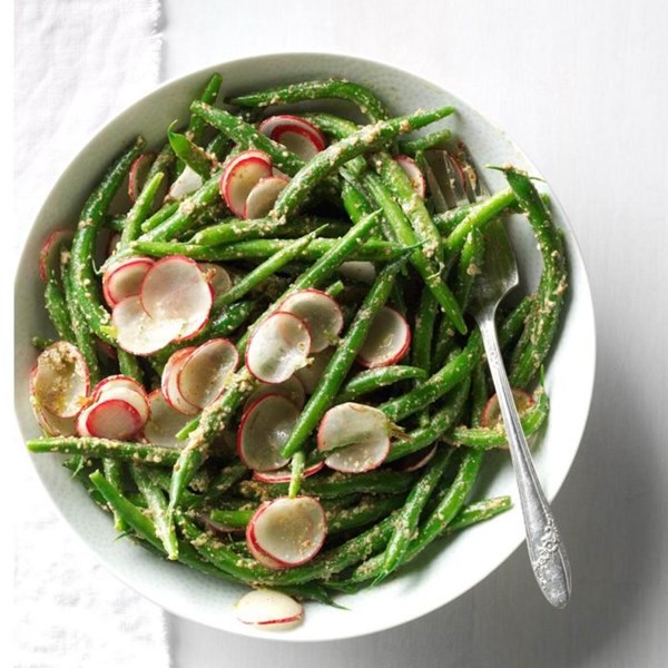 Green beans & radishes with tarragon pesto